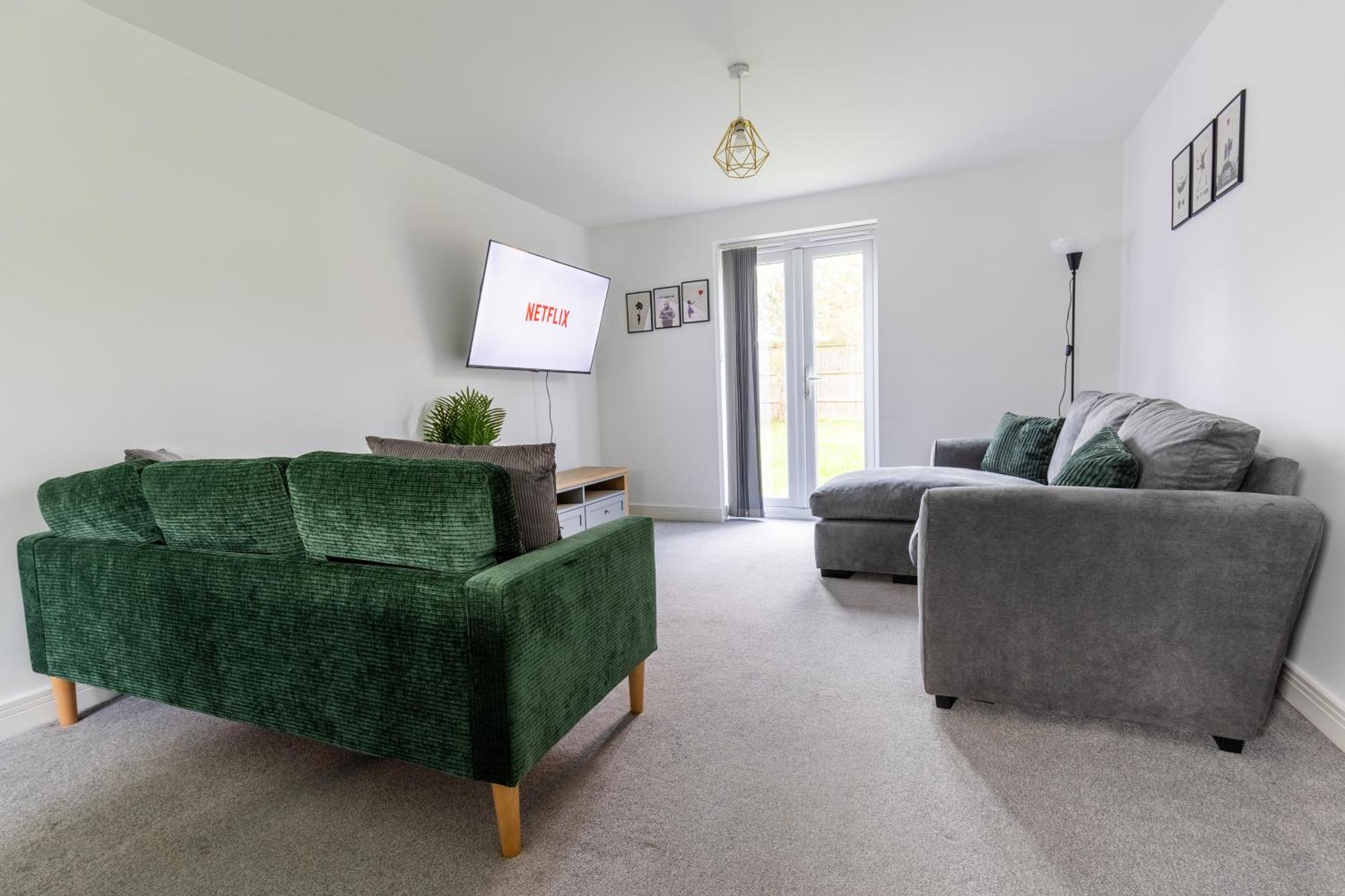 Spacious 4-Bedroom Home Near City Centre With Parking Nottingham Exteriér fotografie